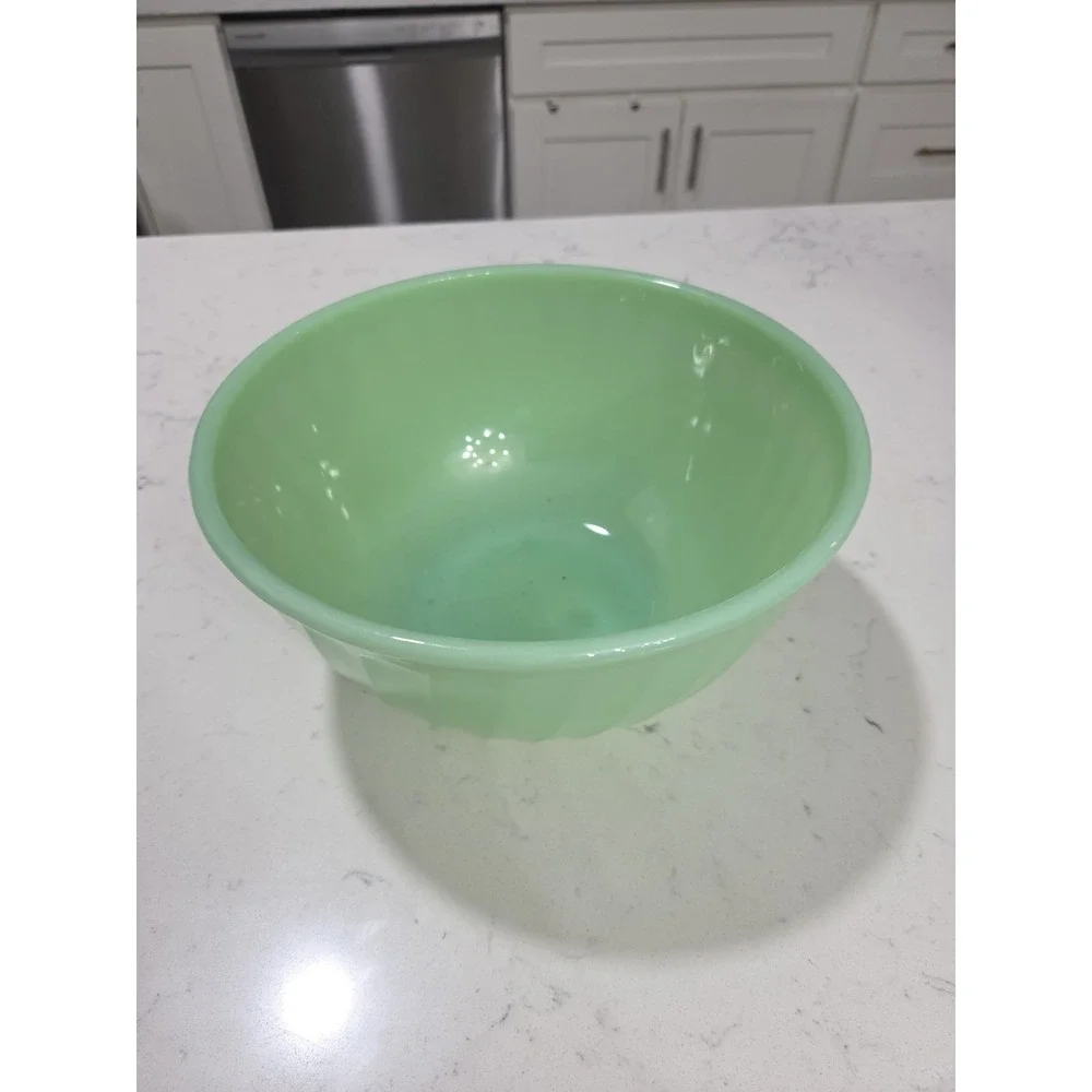 Fire King Jadeite Green Glass Swirl Mixing Bowl 9